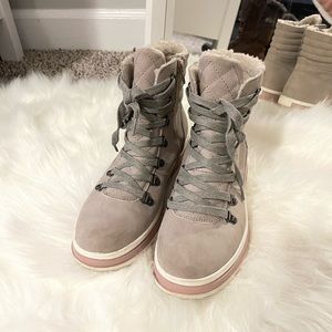 Lightweight winter booties